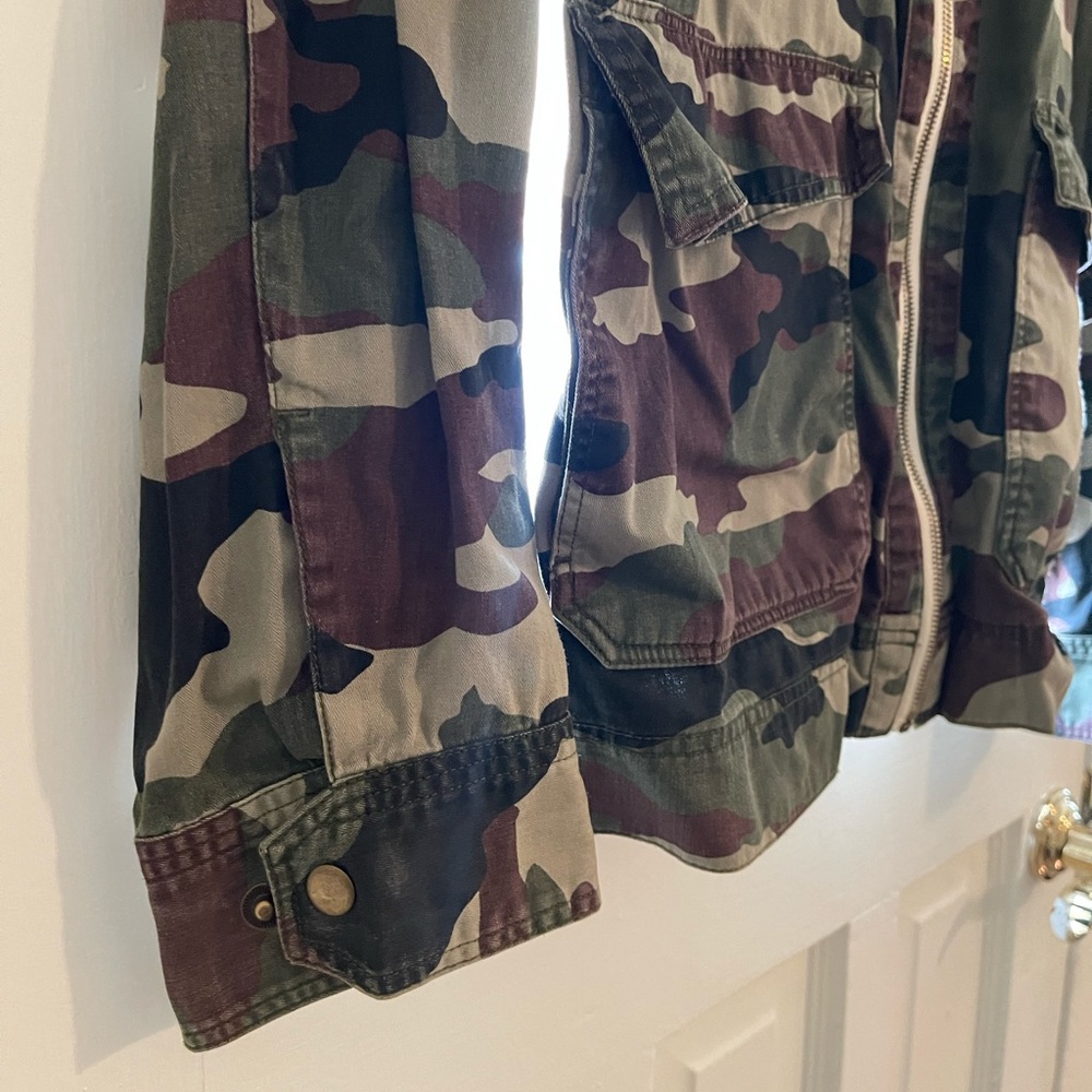 EX BOYFRIEND CAMO JACKET - Picture 3 of 5